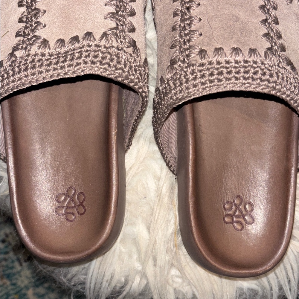 The Sak Bolinas Crochet Clogs - Picture 9 of 9
